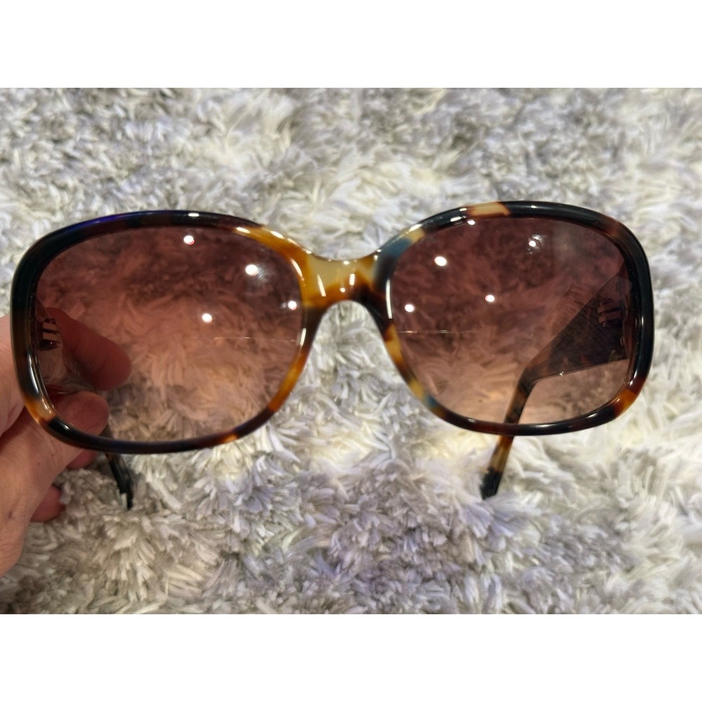 FLOWER by Drew Barrymore Edie Sunglasses Tortoise Frame Brown Gradient 57-17-135
